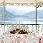 Grand Zell Am Целль-ам-Зеє