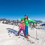 Ξενοδοχείο Grand Zell Am 4*