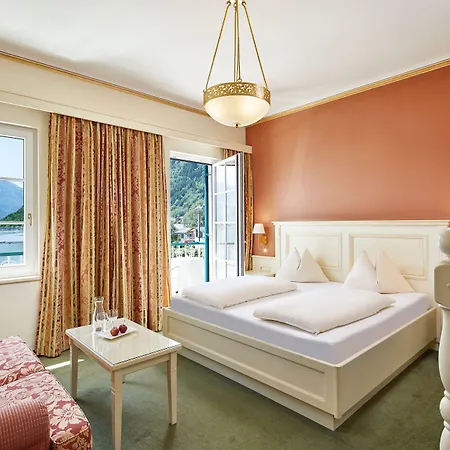 Grand Zell Am מלון 4*