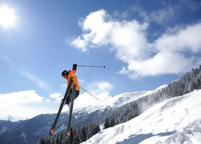 Отель Grand Zell Am